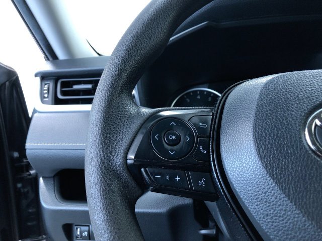 Thumbnail: 2021 Toyota RAV4 - 31