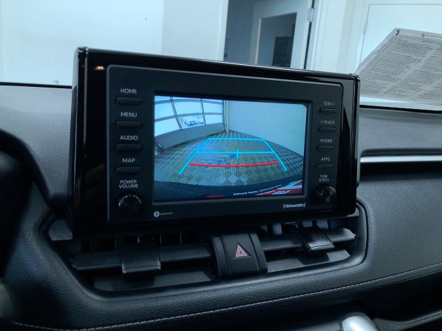Thumbnail: 2021 Toyota RAV4 - 14