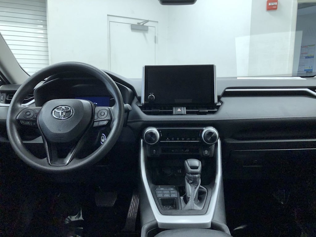 2024 Toyota RAV4 LE 2