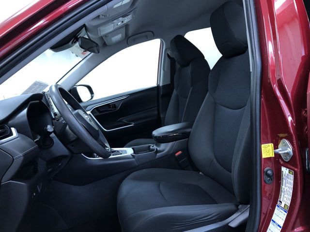 Thumbnail: 2019 Toyota RAV4 - 10