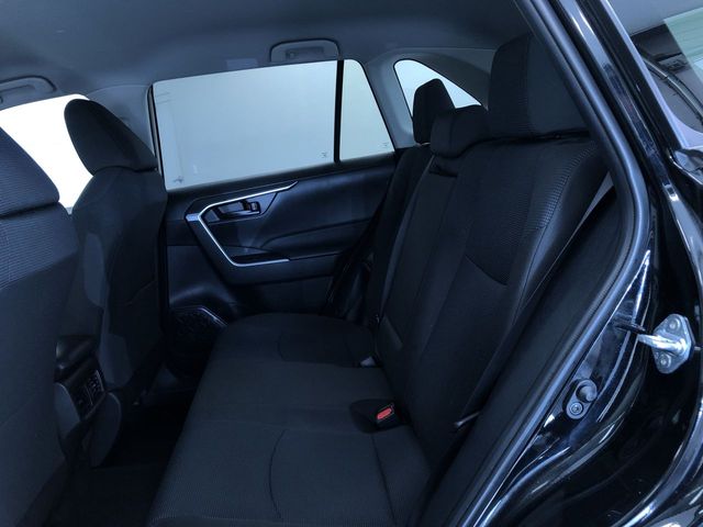 Thumbnail: 2025 Toyota RAV4 - 29