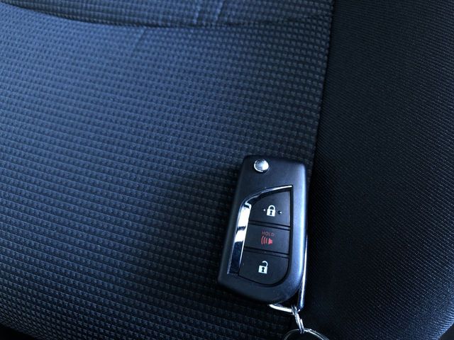 Thumbnail: 2025 Toyota RAV4 - 19