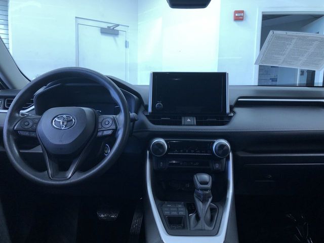 Thumbnail: 2025 Toyota RAV4 - 2