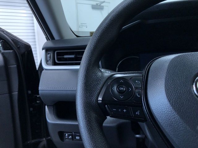 Thumbnail: 2025 Toyota RAV4 - 28
