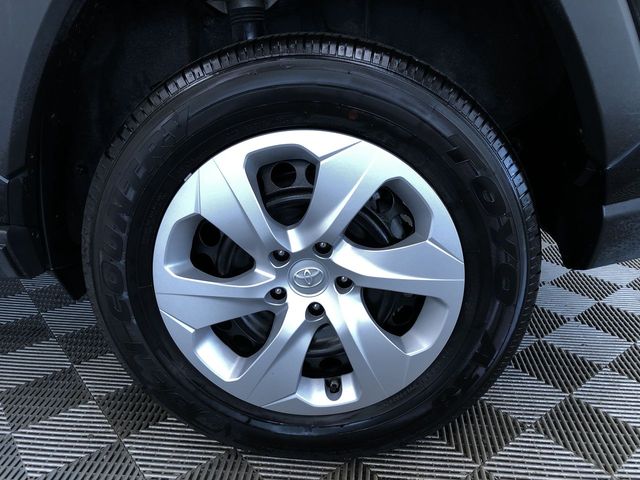 Thumbnail: 2025 Toyota RAV4 - 7