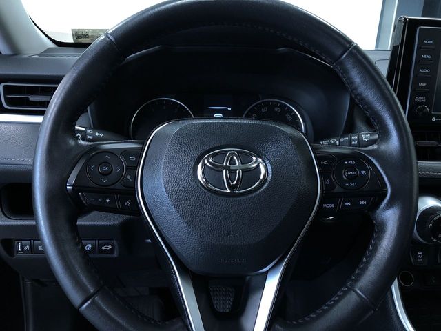 Thumbnail: 2022 Toyota RAV4 - 13