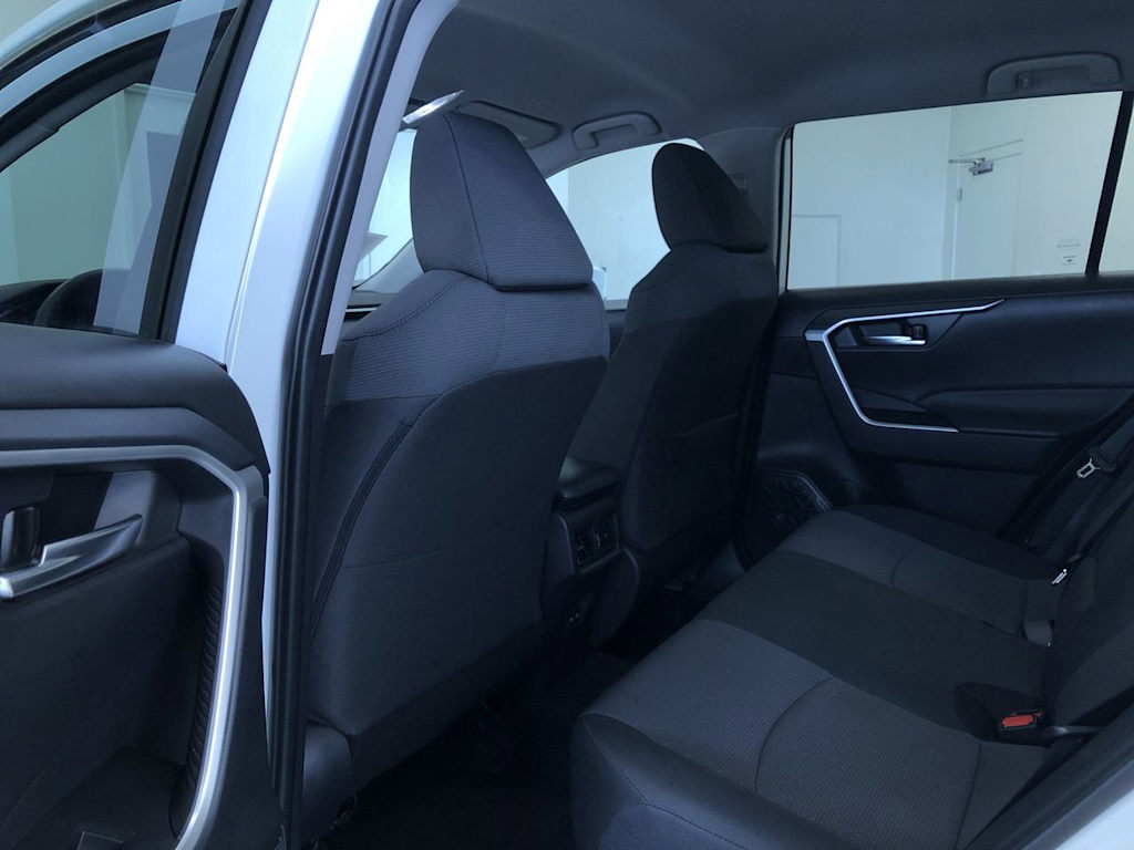 2024 Toyota RAV4 XLE 11