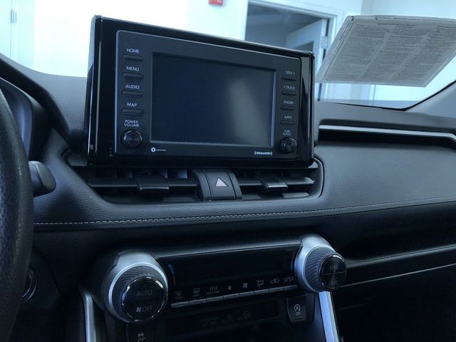 Thumbnail: 2022 Toyota RAV4 - 14