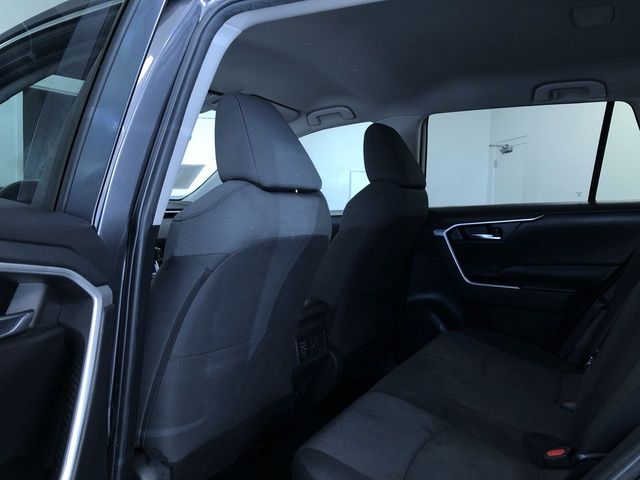 Thumbnail: 2022 Toyota RAV4 - 11