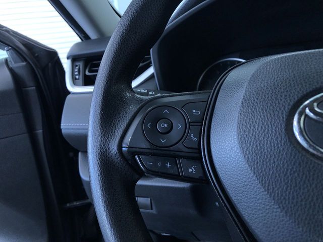 Thumbnail: 2022 Toyota RAV4 - 21