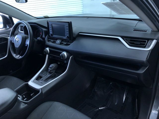 Thumbnail: 2022 Toyota RAV4 - 12