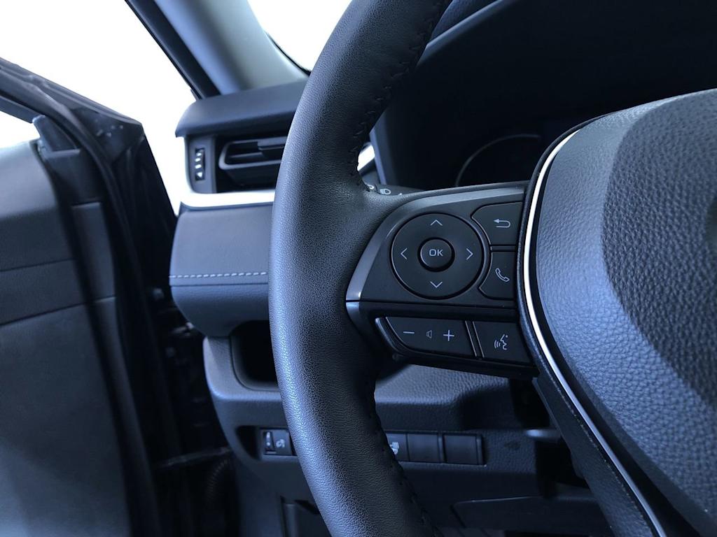 2024 Toyota RAV4 XLE 30