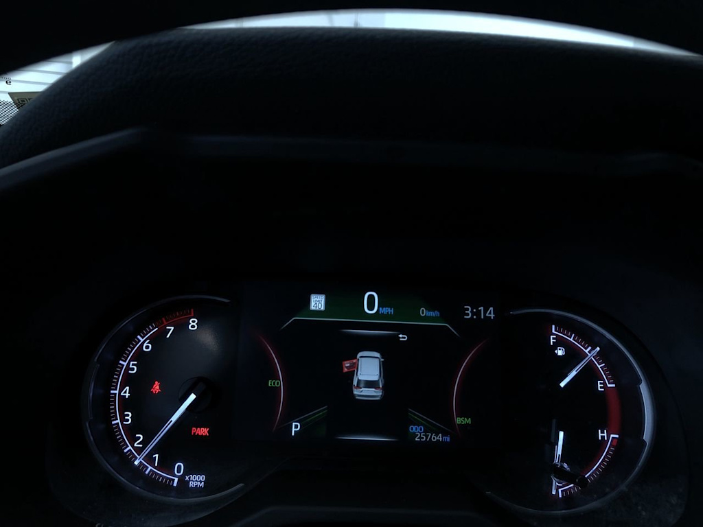 2024 Toyota RAV4 XLE 16