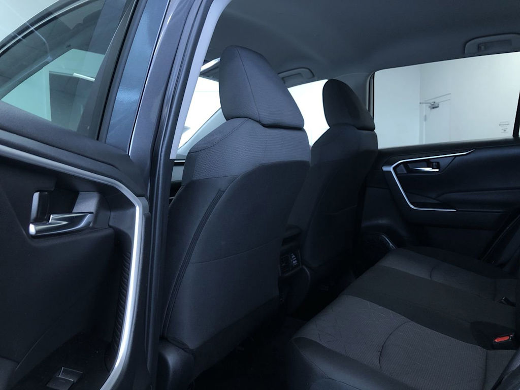 2024 Toyota RAV4 XLE 12