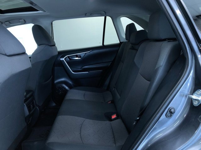 Thumbnail: 2019 Toyota RAV4 - 29