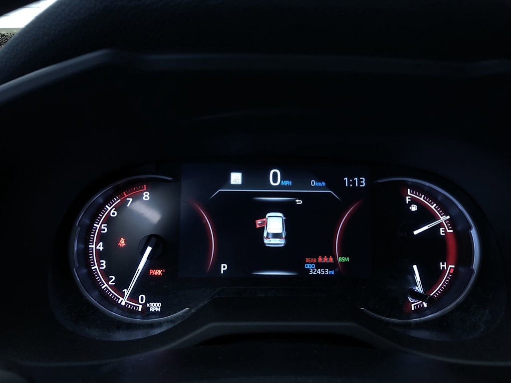 2024 Toyota RAV4 XLE 17