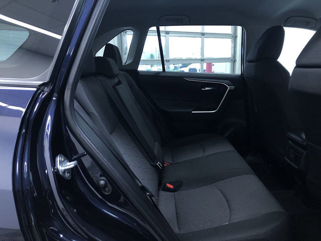 2024 Toyota RAV4 XLE 30