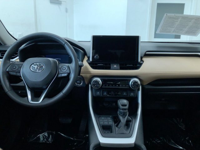 Thumbnail: 2024 Toyota RAV4 - 2