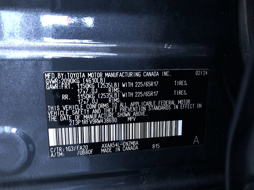 2024 Toyota RAV4 XLE 19