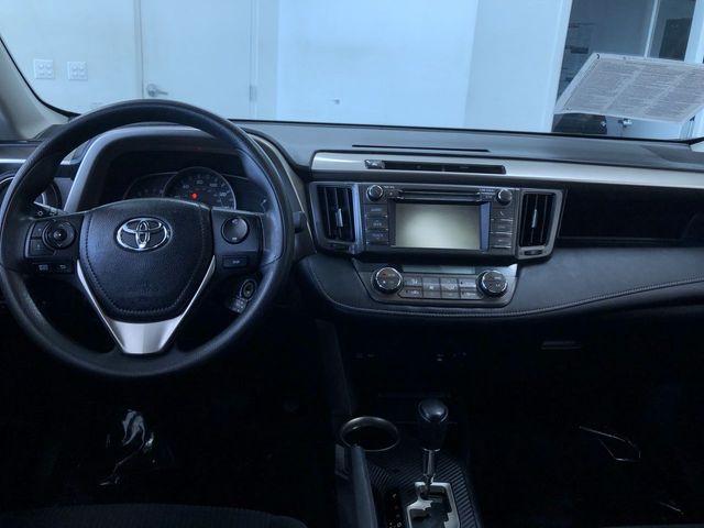 Thumbnail: 2013 Toyota RAV4 - 9