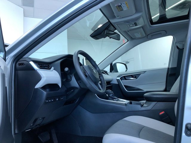 Thumbnail: 2025 Toyota RAV4 - 2