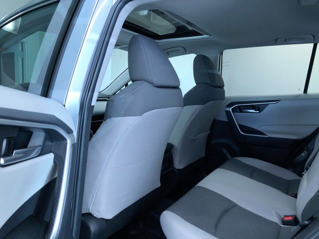 Thumbnail: 2025 Toyota RAV4 - 11