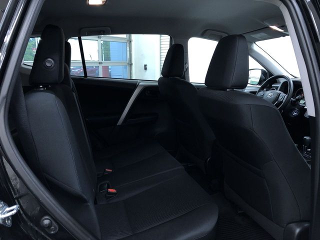 Thumbnail: 2016 Toyota RAV4 - 29
