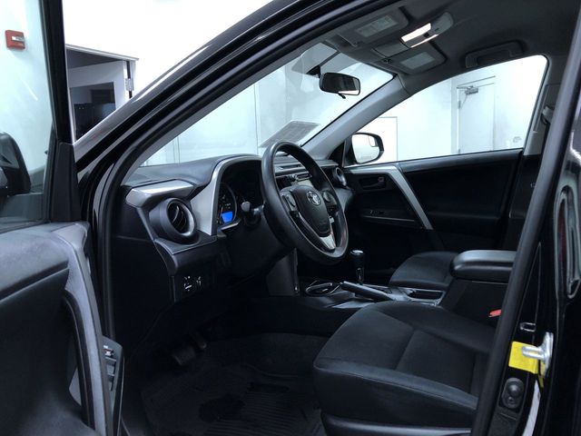 Thumbnail: 2016 Toyota RAV4 - 9