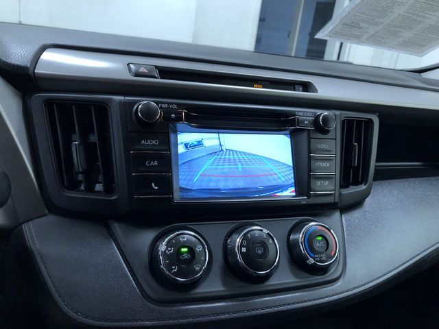 Thumbnail: 2016 Toyota RAV4 - 13