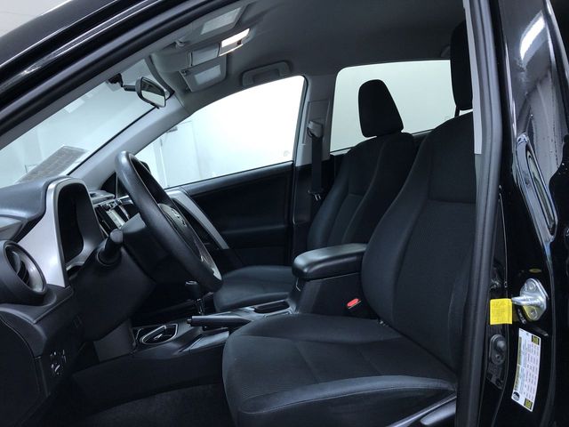Thumbnail: 2016 Toyota RAV4 - 10