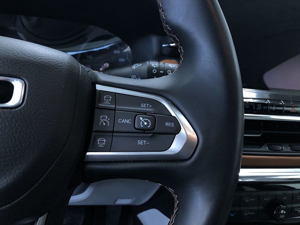 2022 Jeep Compass Limited 25