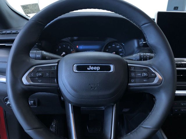 Thumbnail: 2023 Jeep Compass - 29