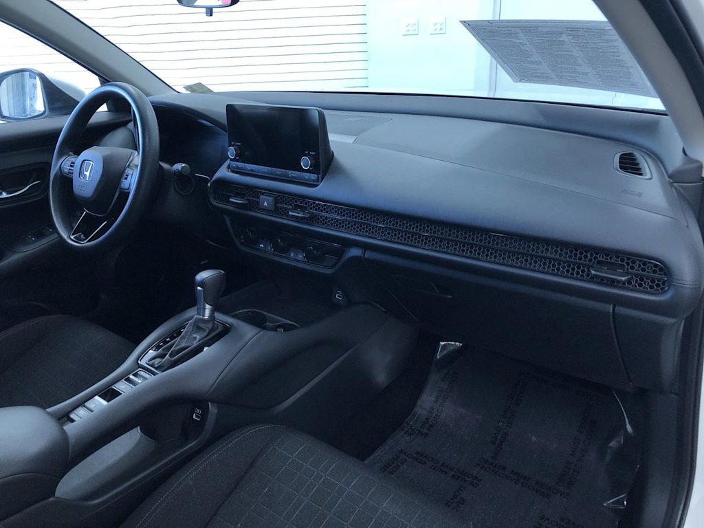 2023 Honda HR-V LX 13