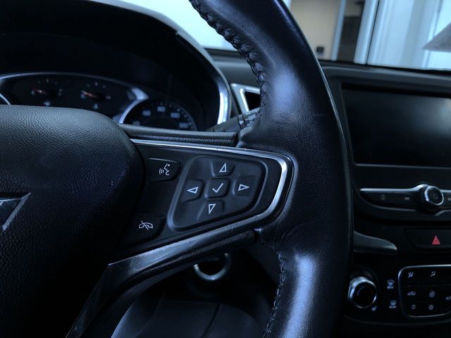 Thumbnail: 2020 Chevrolet Equinox - 30