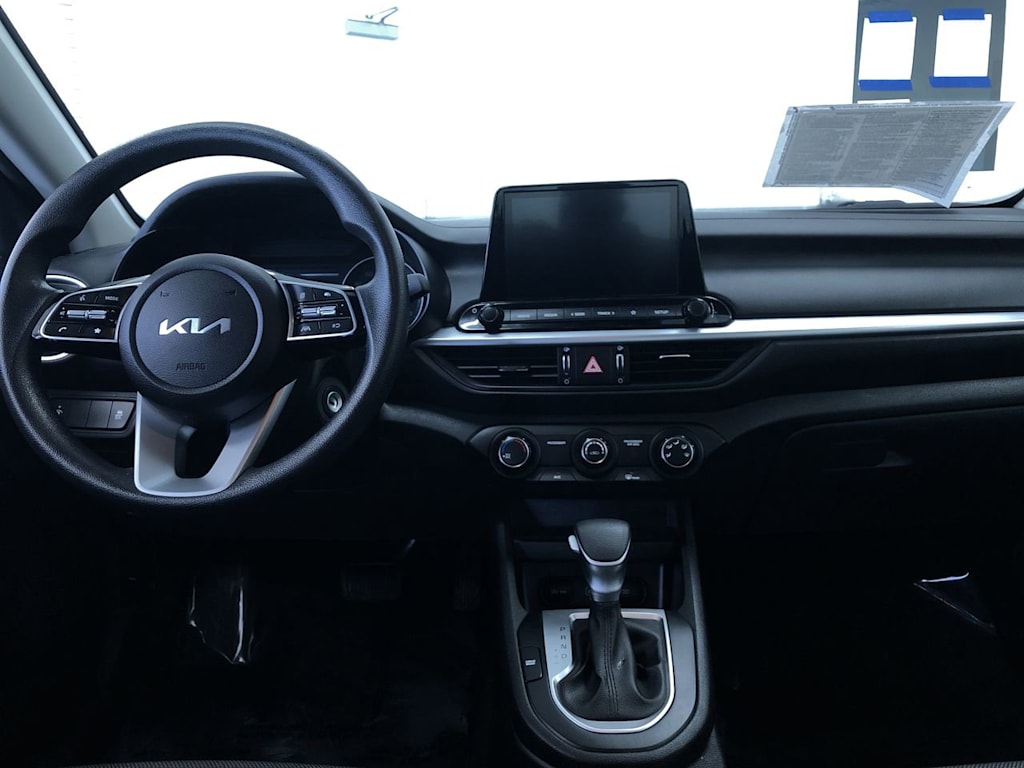 2024 Kia Forte LXS 8