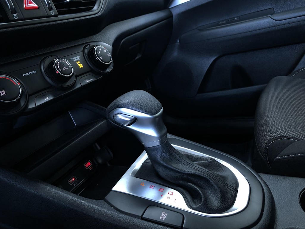 2024 Kia Forte LXS 15