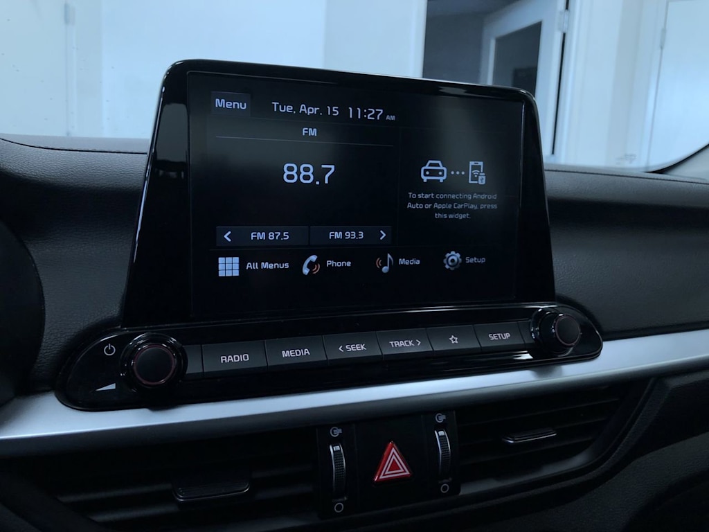 2024 Kia Forte LXS 33