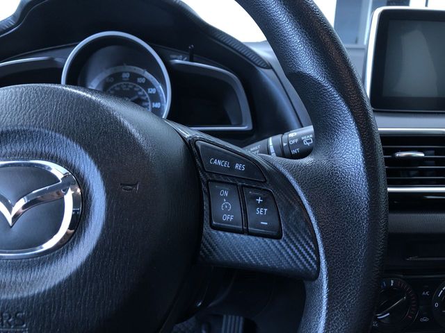 Thumbnail: 2016 Mazda Mazda3 - 30