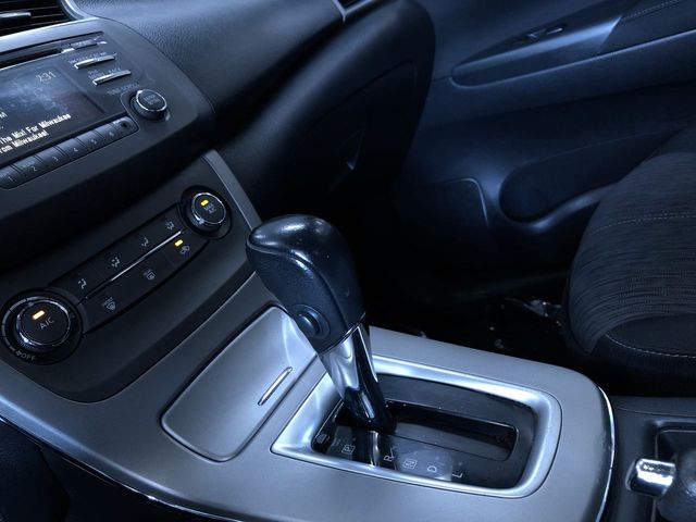 Thumbnail: 2014 Nissan Sentra - 14