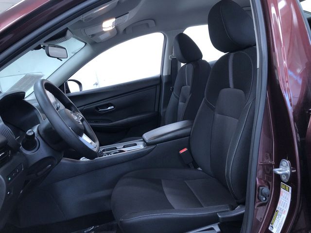 Thumbnail: 2025 Nissan Sentra - 9