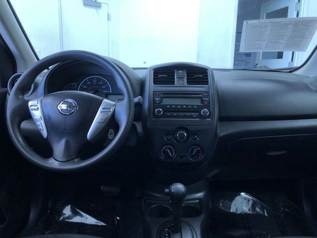 Thumbnail: 2016 Nissan Versa - 9