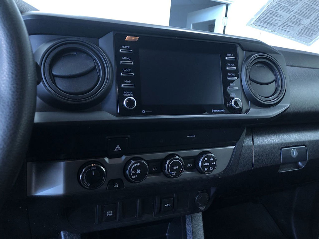 2020 Toyota Tacoma SR 13