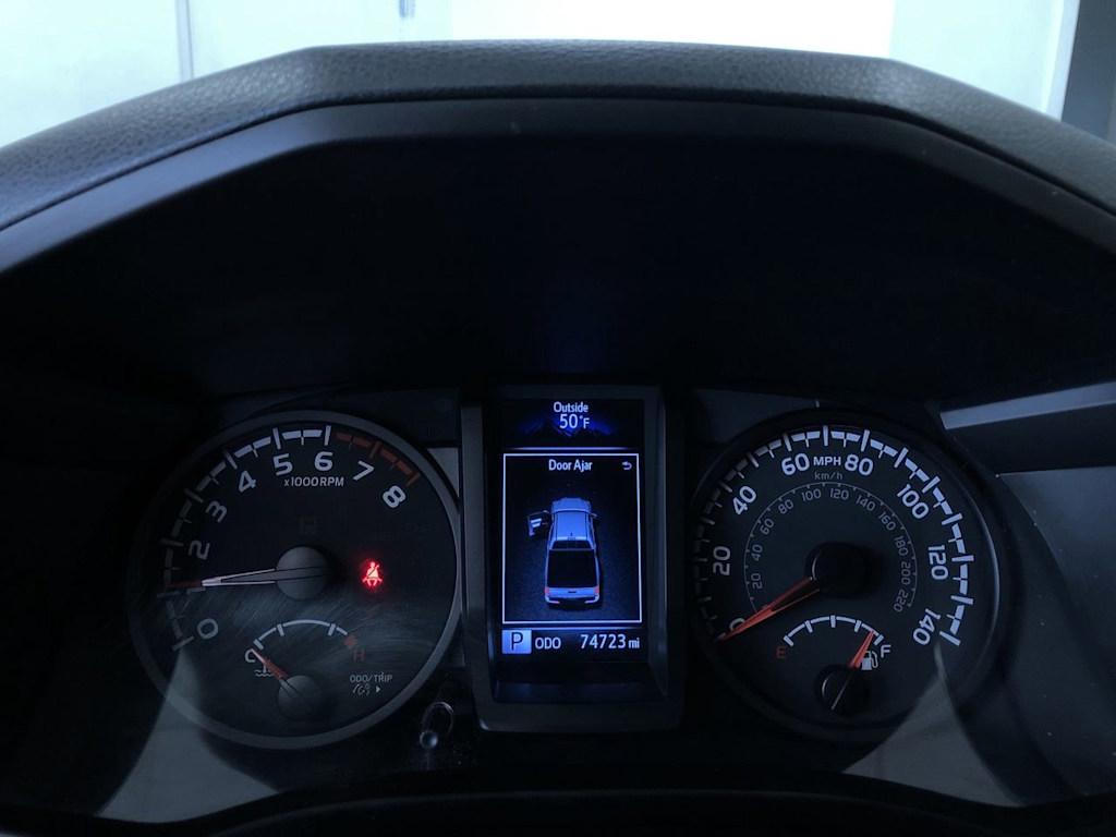 2020 Toyota Tacoma SR 15
