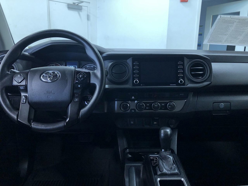 Thumbnail: 2022 Toyota Tacoma - 8