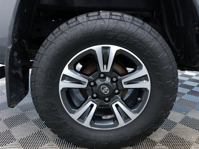 Thumbnail: 2017 Toyota Tacoma - 8