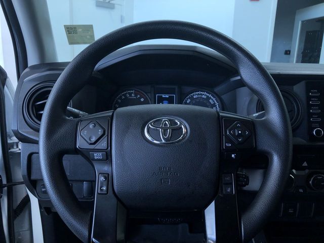 Thumbnail: 2022 Toyota Tacoma - 12