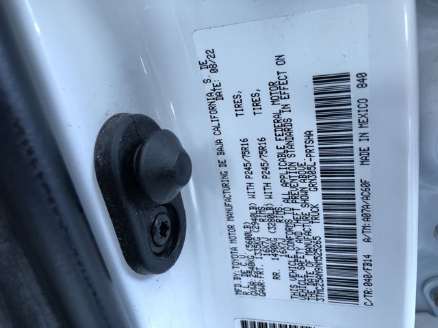 Thumbnail: 2022 Toyota Tacoma - 17