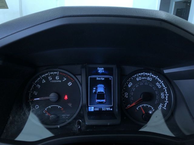 Thumbnail: 2022 Toyota Tacoma - 15