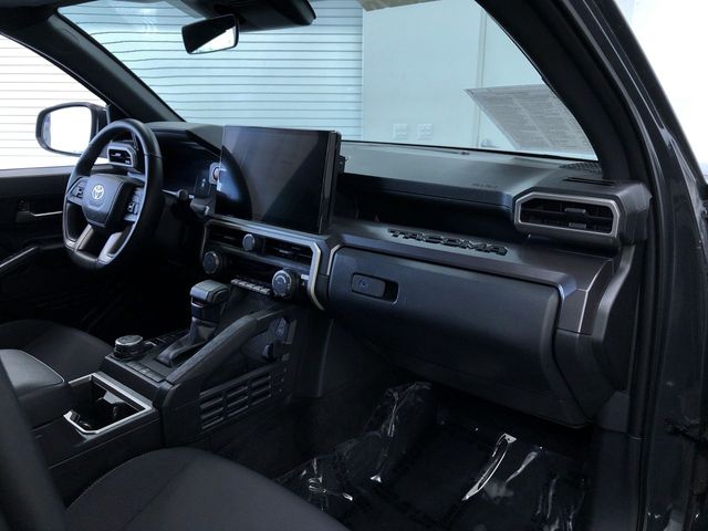 Thumbnail: 2025 Toyota Tacoma - 13