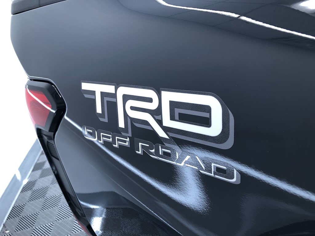 2024 Toyota Tacoma TRD Off-Road 6